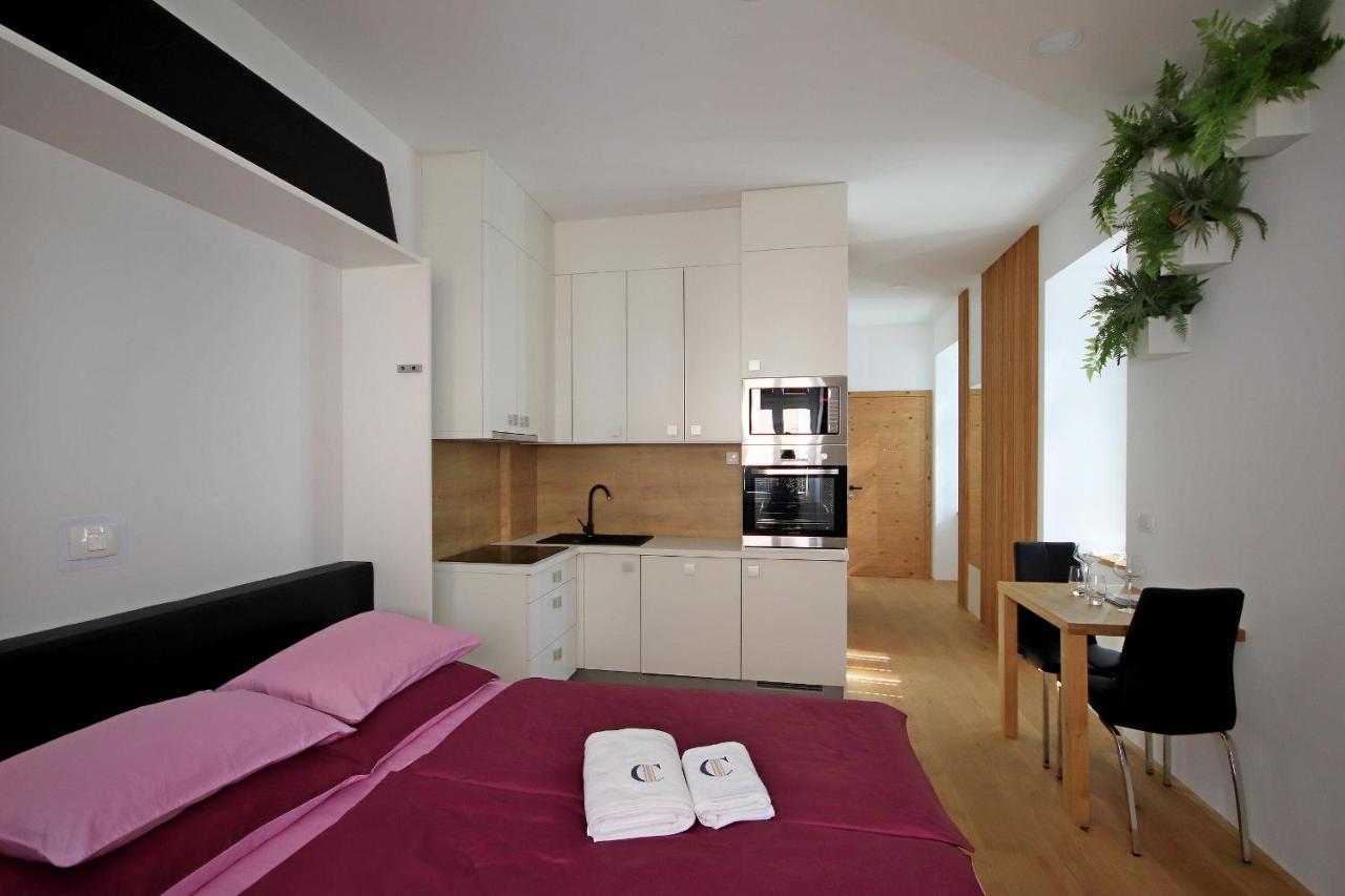Cirus Apartments Kocevje Eksteriør bilde
